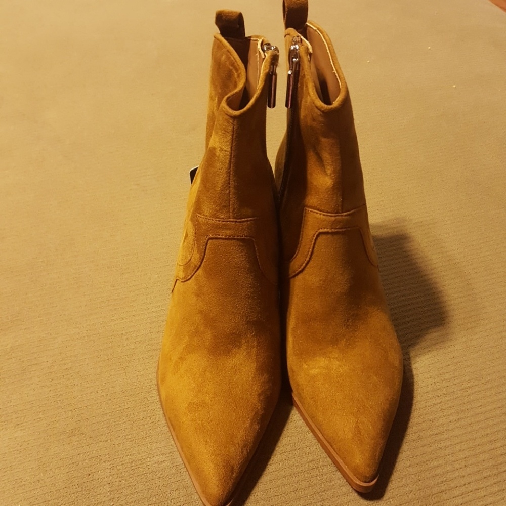 Zara trafaluc  boots  women size  36 EUR